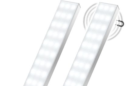 OUILA Lampe d&rsquo;Armoire 36 LEDs, Rechargeable USB Sans Fil LED Lampe de Placard à Détecteur de Mouvement, Éclairage à LED étude de Cuisine Veilleuse Escalier Couloir (2 Pack)
