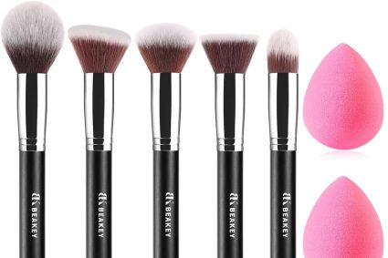 BEAKEY Pinceaux Maquillages Professionnel, Pinceau Maquillage Pour Fond de Teint Blush L&rsquo;anti-cernes Fard à Paupières Poudre Libre, Avec Blender Eponge(10+2pcs, Noir/Argent)
