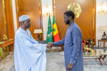 Coulisses du Palais : Bassirou Diomaye Faye s&rsquo;exprime sur les enjeux politiques avec Al Aminou Lo