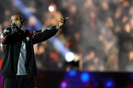 Booba condamné à 3 mois de prison avec sursis pour cyberharcèlement en France.
