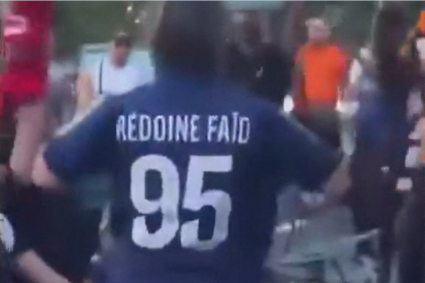 Enquête ouverte pour outrage après qu&rsquo;une maire porte un maillot du PSG au nom de Rédoine Faïd.