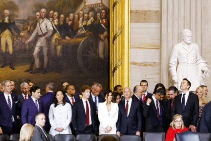 États-Unis : tensions croissantes entre le gouvernement et les syndicats sur les réformes du travail